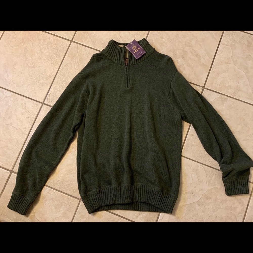 Izod sweater